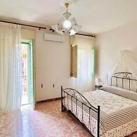 Holiday home Casa Vacanze Don Vartuliddu Scicli